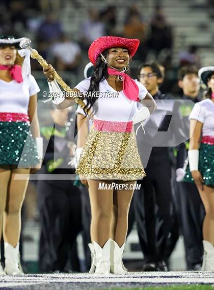 Thumbnail 3 in Waxahachie @ Horn photogallery.