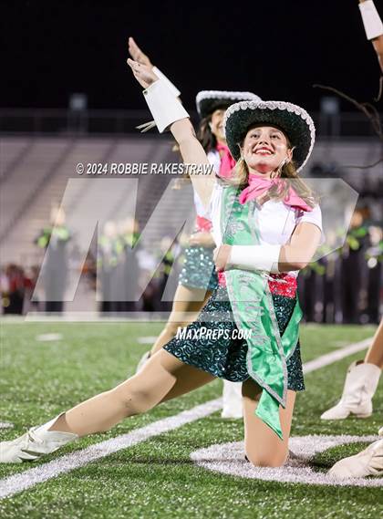 Thumbnail 3 in Waxahachie @ Horn photogallery.