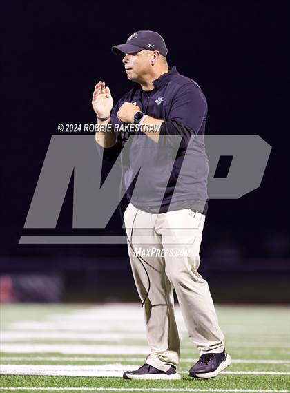 Thumbnail 3 in Waxahachie @ Horn photogallery.
