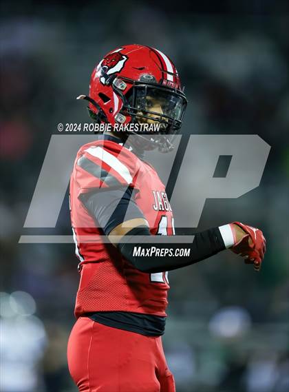 Thumbnail 1 in Waxahachie @ Horn photogallery.