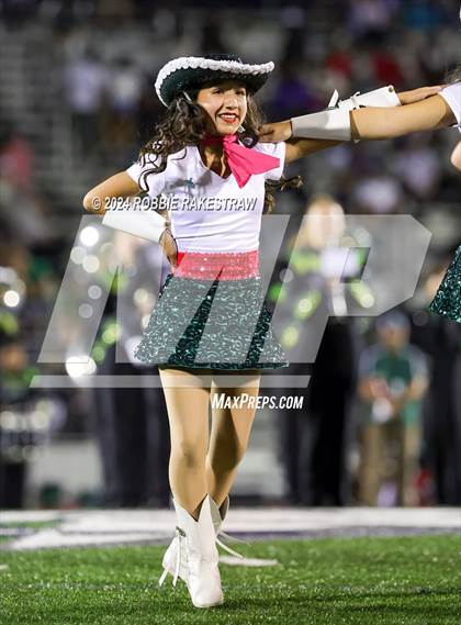 Thumbnail 3 in Waxahachie @ Horn photogallery.