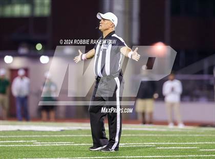 Thumbnail 1 in Waxahachie @ Horn photogallery.