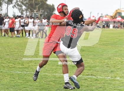 Thumbnail 3 in Mater Dei vs. Mission Viejo (Battle at the Beach 7x7) photogallery.