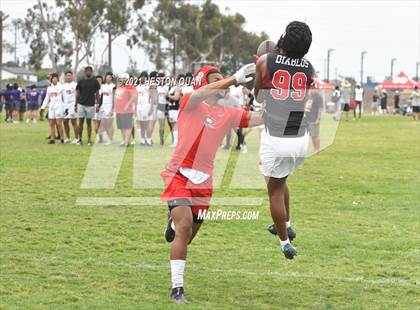 Thumbnail 3 in Mater Dei vs. Mission Viejo (Battle at the Beach 7x7) photogallery.