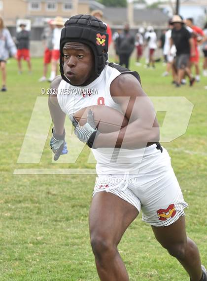Thumbnail 2 in Mater Dei vs. Mission Viejo (Battle at the Beach 7x7) photogallery.