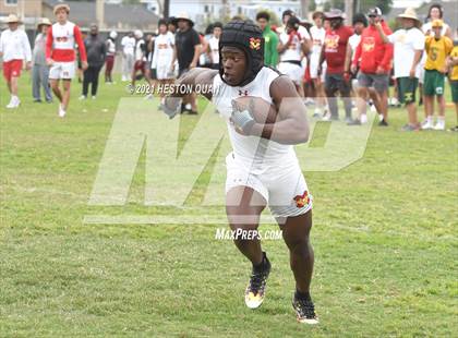 Thumbnail 1 in Mater Dei vs. Mission Viejo (Battle at the Beach 7x7) photogallery.