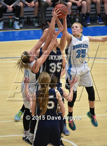 Thumbnail 1 in Sky View vs. Skyline (UHSAA 4A Final) photogallery.