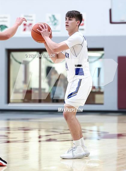 Thumbnail 1 in Tahoka vs Bellevue (Poolville Mesquite Pit Classic) photogallery.