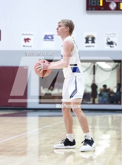 Thumbnail 2 in Tahoka vs Bellevue (Poolville Mesquite Pit Classic) photogallery.
