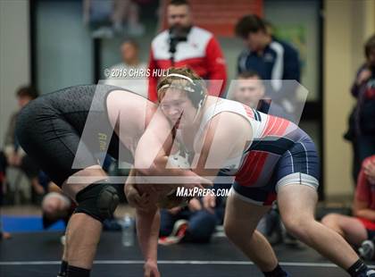 Thumbnail 3 in Lake Norman Duals Tournament photogallery.