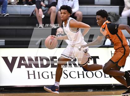 Thumbnail 3 in Hutto @ Vandegrift photogallery.