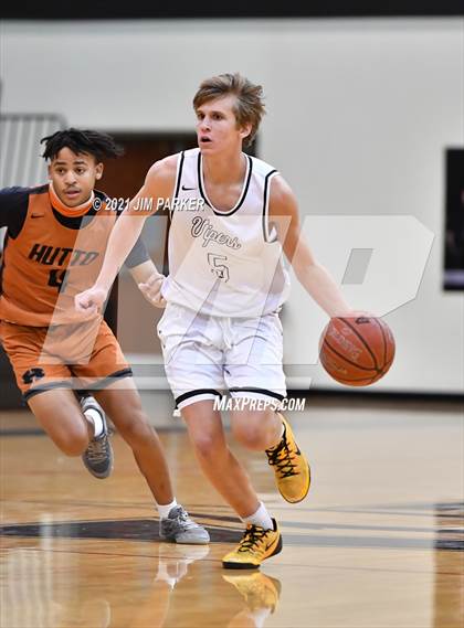 Thumbnail 3 in Hutto @ Vandegrift photogallery.