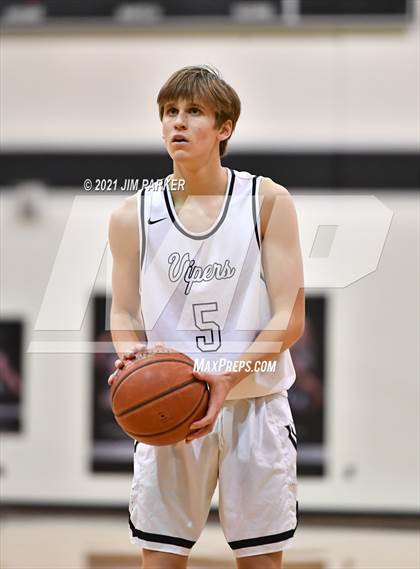 Thumbnail 2 in Hutto @ Vandegrift photogallery.