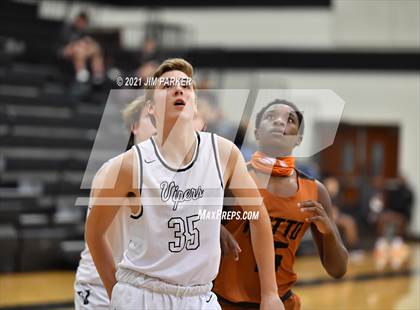 Thumbnail 2 in Hutto @ Vandegrift photogallery.