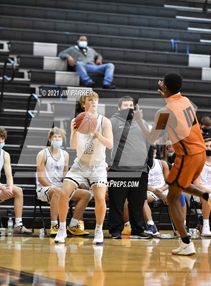 Thumbnail 3 in Hutto @ Vandegrift photogallery.