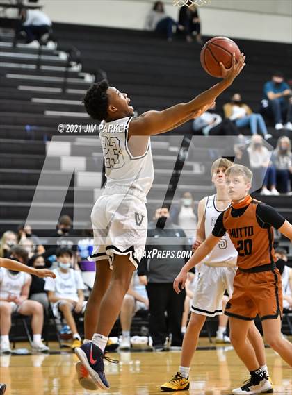 Thumbnail 1 in Hutto @ Vandegrift photogallery.
