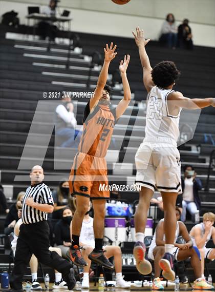 Thumbnail 1 in Hutto @ Vandegrift photogallery.