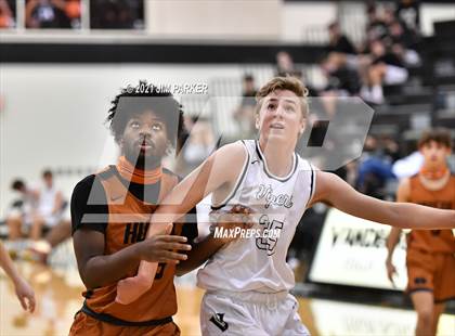 Thumbnail 3 in Hutto @ Vandegrift photogallery.