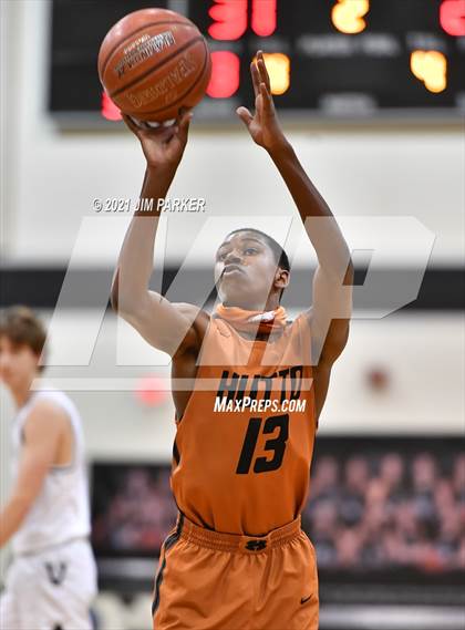 Thumbnail 1 in Hutto @ Vandegrift photogallery.