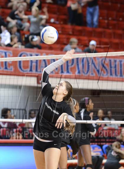 Thumbnail 1 in Hough vs. Wakefield (NCHSAA 4A Final) photogallery.