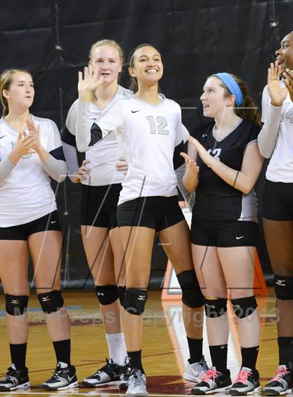 Thumbnail 2 in Hough vs. Wakefield (NCHSAA 4A Final) photogallery.
