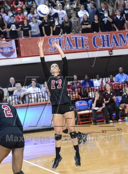 Thumbnail 3 in Hough vs. Wakefield (NCHSAA 4A Final) photogallery.