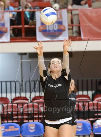 Thumbnail 1 in Hough vs. Wakefield (NCHSAA 4A Final) photogallery.