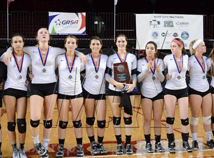 Thumbnail 3 in Hough vs. Wakefield (NCHSAA 4A Final) photogallery.