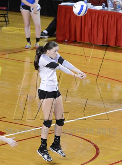 Thumbnail 3 in Hough vs. Wakefield (NCHSAA 4A Final) photogallery.