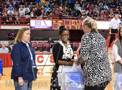 Thumbnail 2 in Hough vs. Wakefield (NCHSAA 4A Final) photogallery.