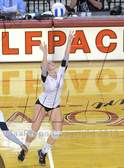 Thumbnail 1 in Hough vs. Wakefield (NCHSAA 4A Final) photogallery.