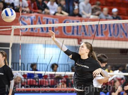 Thumbnail 3 in Hough vs. Wakefield (NCHSAA 4A Final) photogallery.