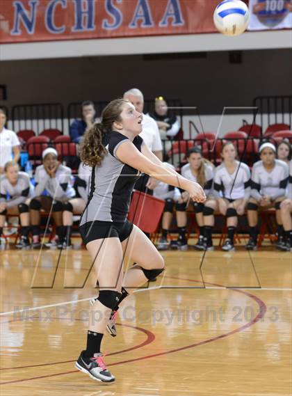 Thumbnail 3 in Hough vs. Wakefield (NCHSAA 4A Final) photogallery.