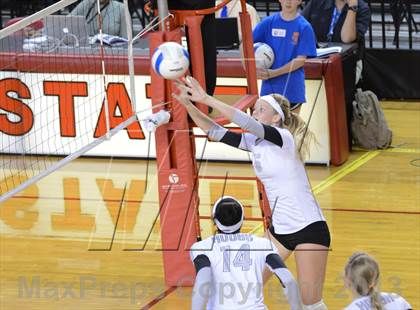 Thumbnail 3 in Hough vs. Wakefield (NCHSAA 4A Final) photogallery.
