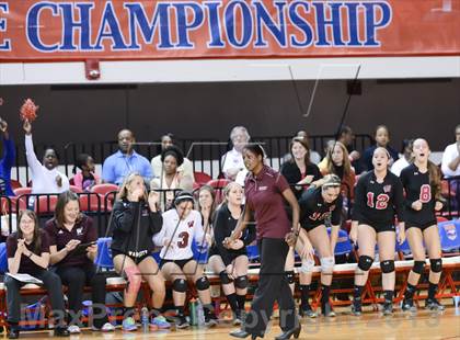 Thumbnail 1 in Hough vs. Wakefield (NCHSAA 4A Final) photogallery.