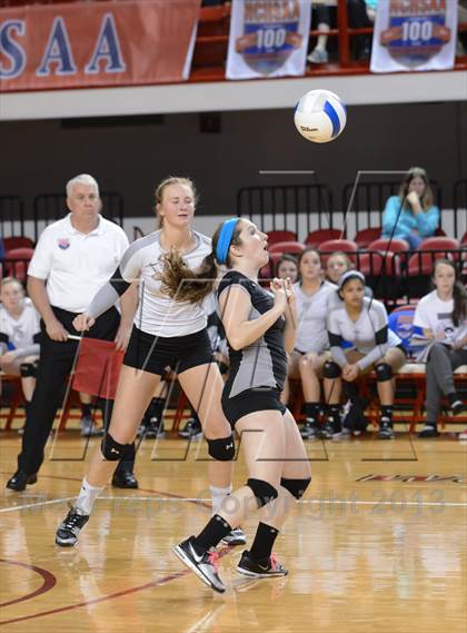 Thumbnail 3 in Hough vs. Wakefield (NCHSAA 4A Final) photogallery.