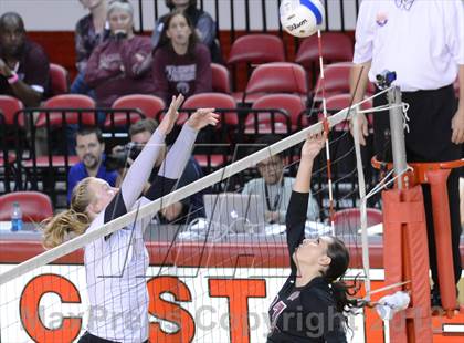 Thumbnail 1 in Hough vs. Wakefield (NCHSAA 4A Final) photogallery.