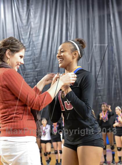 Thumbnail 3 in Hough vs. Wakefield (NCHSAA 4A Final) photogallery.