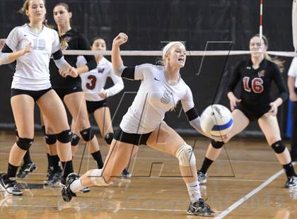 Thumbnail 3 in Hough vs. Wakefield (NCHSAA 4A Final) photogallery.