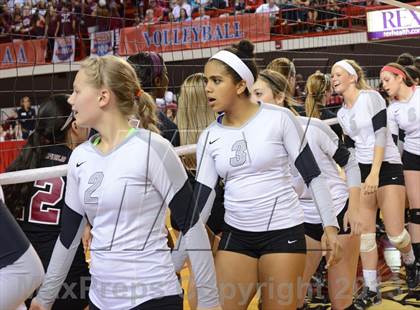 Thumbnail 2 in Hough vs. Wakefield (NCHSAA 4A Final) photogallery.