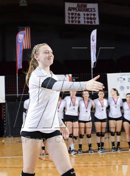 Thumbnail 2 in Hough vs. Wakefield (NCHSAA 4A Final) photogallery.
