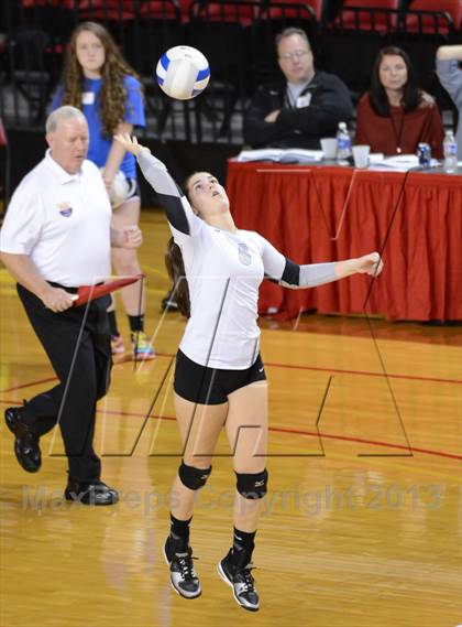 Thumbnail 3 in Hough vs. Wakefield (NCHSAA 4A Final) photogallery.