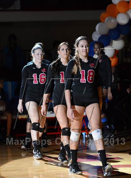 Thumbnail 1 in Hough vs. Wakefield (NCHSAA 4A Final) photogallery.