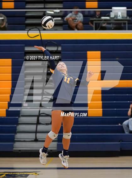 Thumbnail 3 in Decatur Central @ Mooresville photogallery.