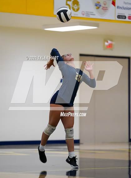 Thumbnail 2 in Decatur Central @ Mooresville photogallery.
