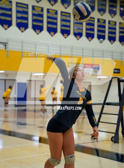 Thumbnail 3 in Decatur Central @ Mooresville photogallery.