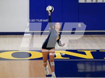 Thumbnail 1 in Decatur Central @ Mooresville photogallery.