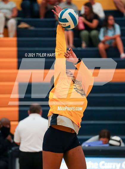 Thumbnail 2 in Decatur Central @ Mooresville photogallery.