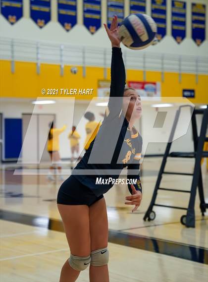 Thumbnail 1 in Decatur Central @ Mooresville photogallery.