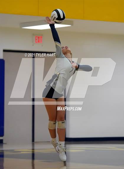 Thumbnail 1 in Decatur Central @ Mooresville photogallery.